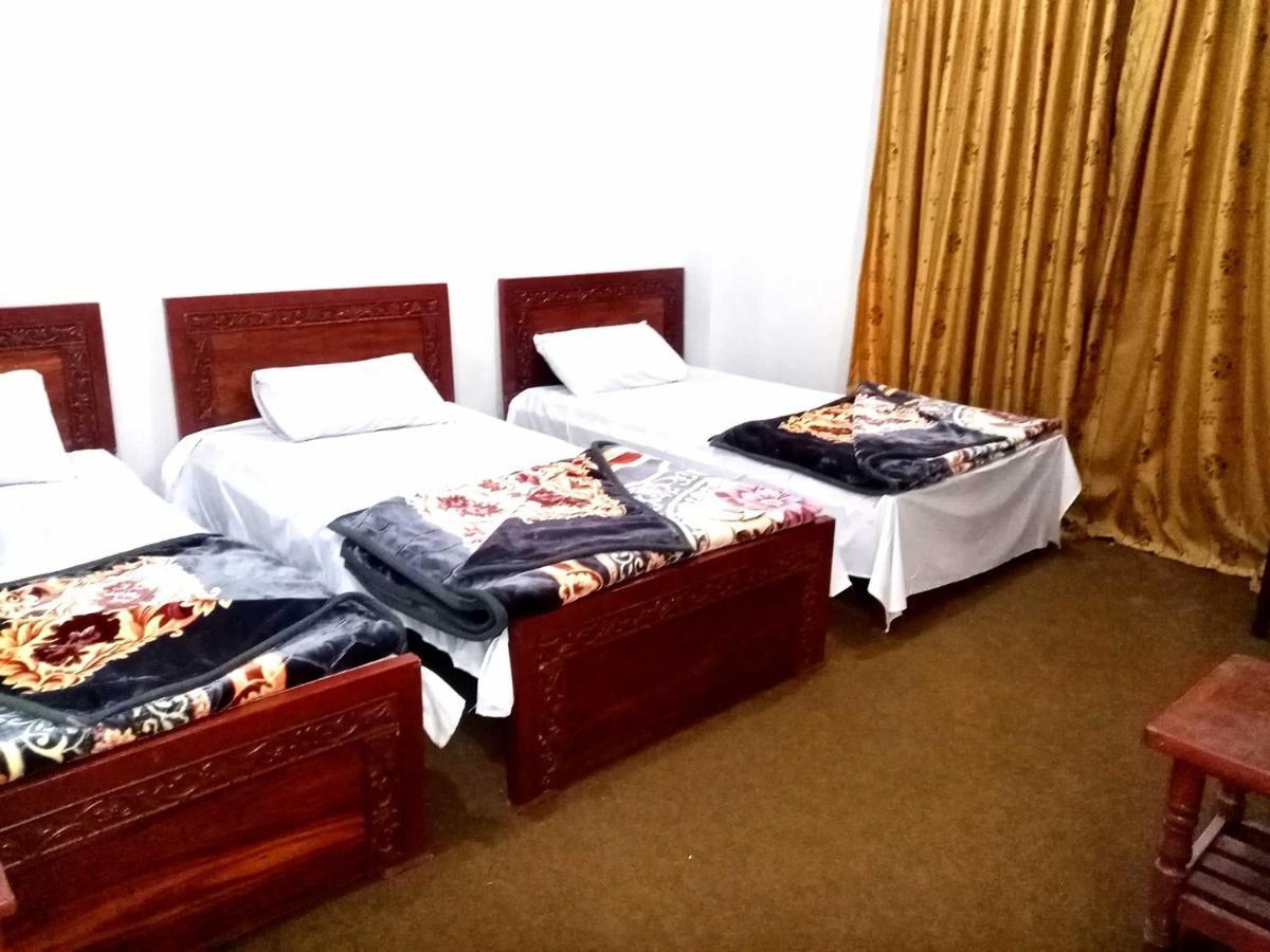 Hotel Tour De Swat Saidu Sharif Buitenkant foto