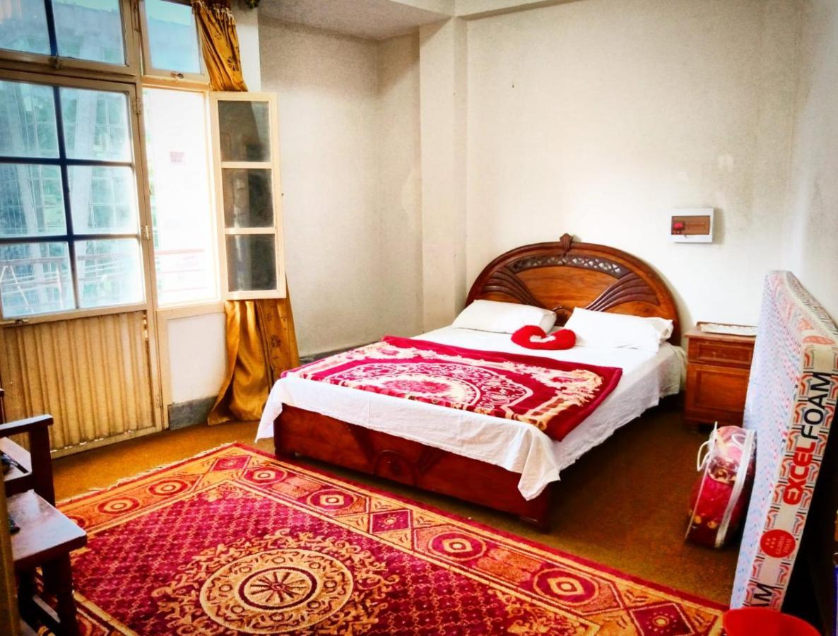 Hotel Tour De Swat Saidu Sharif Buitenkant foto